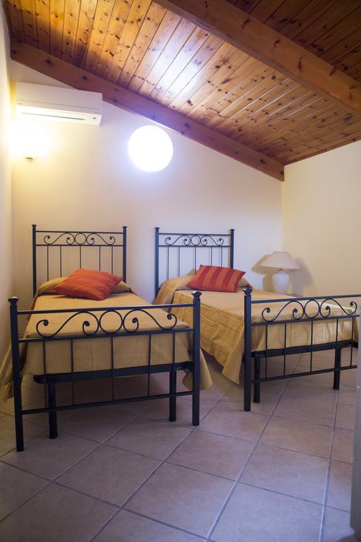 Appartamento Villa Degli Ulivi Sant'Agnello Ruang foto