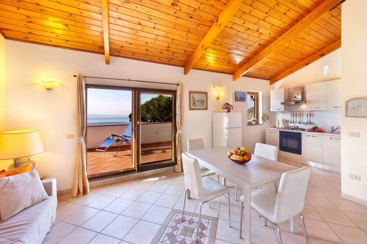Appartamento Villa Degli Ulivi Sant'Agnello Bagian luar foto